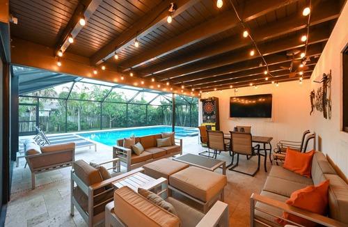 Naples Park House | 176 m² House ∙ 3 bedrooms ∙ 10 guests