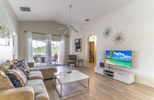 Silver Creek House | 17637 Silver Creek
