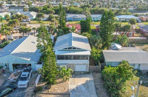 Holland By The Sea House | 181 m² House ∙ 3 bedrooms ∙ 8 guests