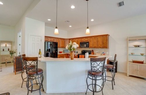 Emerson Square House | 184 m² House ∙ 3 bedrooms ∙ 6 guests