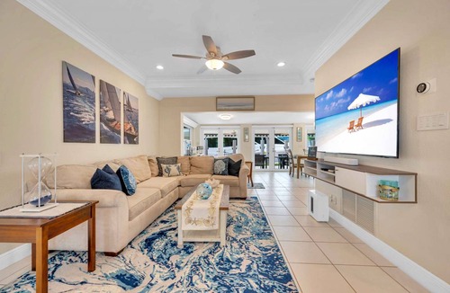 South New River Isles House | 186 m² House ∙ 3 bedrooms ∙ 10 guests