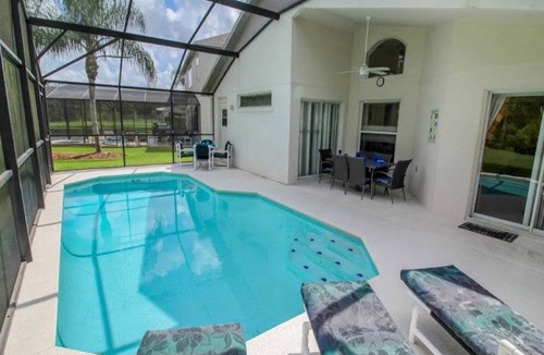 Lake Berkley Villa | 186 m² Villa ∙ 4 bedrooms ∙ 8 guests