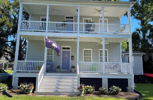 Historic District House | 1874 House. Walk Everywhere. Pets Welcome.
