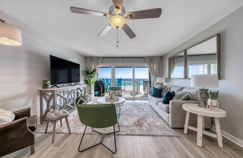 Miramar Beach Apartment | 189 m² Apartment ∙ 3 bedrooms ∙ 8 guests