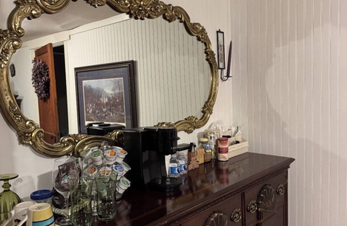 Historic District House | 18th Century 4bdrm Luxury Historic Home in Downtown Annapolis