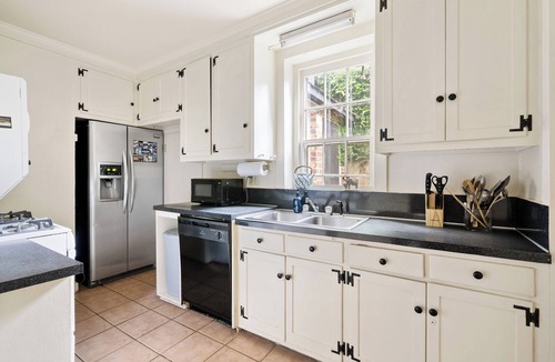 South of Broad Cottage | 18th Century Charleston | Church St Kitchen House