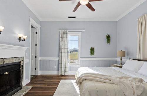Lupton City House | 1900 Farmhouse with Luxury Spa Bath, 2 Master Bedrooms, Historic Home