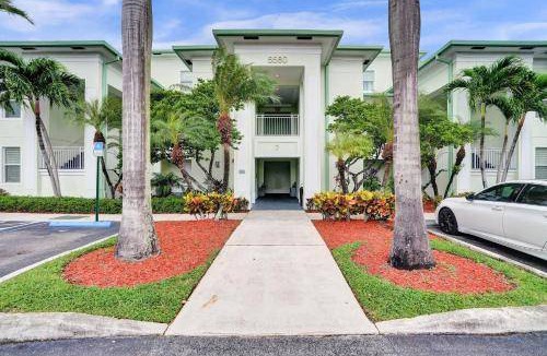 Doral House | 192 m² House ∙ 3 bedrooms ∙ 8 guests