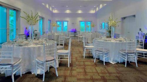Doral House | 192 m² House ∙ 3 bedrooms ∙ 8 guests