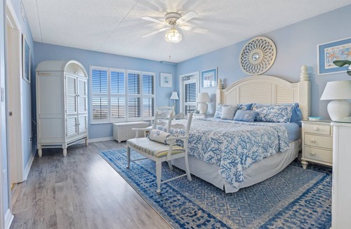 Sea Dunes Condo | 192 m² Condo ∙ 3 bedrooms ∙ 8 guests