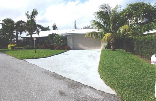 Juno Beach House | 195 m² House ∙ 3 bedrooms ∙ 7 guests