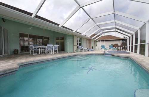 Pine Valley Villa | 195 m² Villa ∙ 3 bedrooms ∙ 6 guests