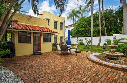 Idlewyld House | 197 m² House ∙ 4 bedrooms ∙ 8 guests