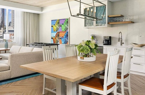 Castleberry Hill Resort | 1BD Deluxe/Atlanta Margaritaville - Downtown w/Rooftop Pool and Pool Bar!