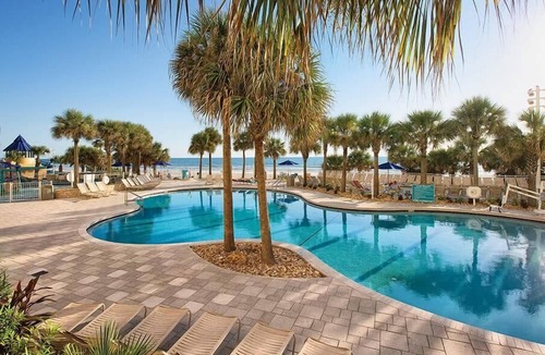 Brush - Stewarts Condo | 1br Deluxe Condo Nascar, A Lazy River & Beach!