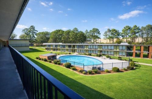 Decatur Hotel | 1st Place Hotel Decatur I-20 East Atlanta