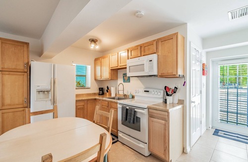 Ozona Apartment | 2/1 Waterfront Apt. Large Dock In 1 of W Florida's most desirable neighborhoods