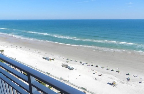 Daytona Beach Condo | 2/14-17 DAYTONA BEACH OCEAN WALK 3 BED DLX OCEAN FRONT UNIT SLEEP 10 500 RACE