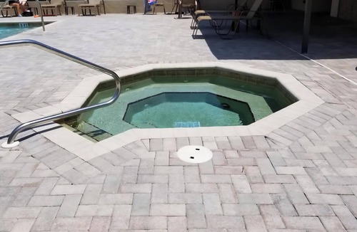 Biggar Condo | 2-bdrm/2 bath condo in Fort Myers on glof course in central location