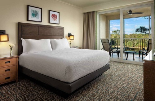 Estero Condo | 2-bdrm condo-Hyatt Vacation Club in Bonita Springs, FL November 8-15, 2025