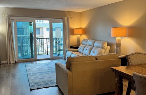 Breakers Condo | 2 bdrm condo, Ormond Beach steps from the beach, views from all windows, AC WIFI