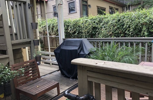 Candler Park House | #2, Beautiful Grand Old 1908 House, totally Private Apt w parking