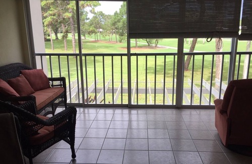 Plantation Condo | 2 bed 2 bath Florida Condo on Golf Course