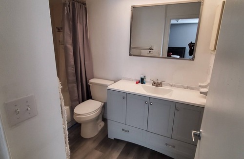 Lakeland Apartment | 2 Bed 2 FB Near SEU Midway Disney and Beaches