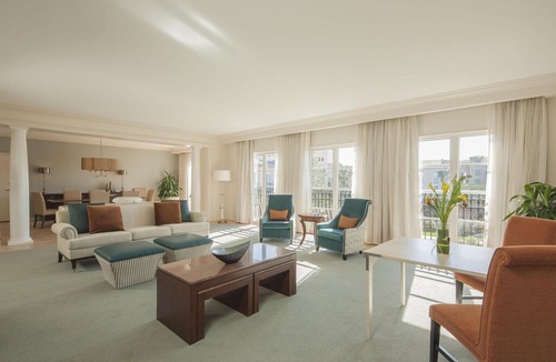 Florida Center Hotel | 2 Bedroom 2 Bathroom Garden View Suite @ Universal's Loews Portofino Bay Hotel