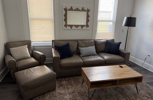 Oak Lane - East Oak Lane Apartment | 2-bedroom apartment in tranquil Philadelphia with AC
