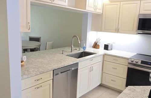 Lely Golf Estates Condo | 2-bedroom condo in Naples. Close to Marco Island, Naples Pier and the Everglades