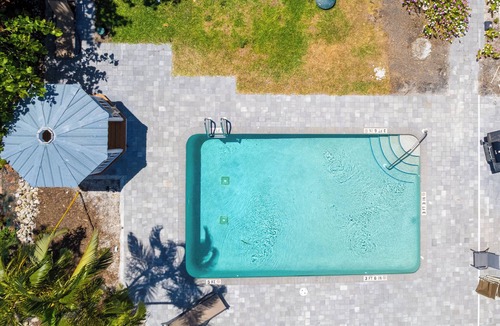Captiva Cottage | 2-bedroom cottage located in Captiva village, short walk to beach!