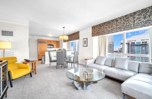 Brickell Apartment | 2 Bedroom OR King Studio Suites Four Seasons Hotel Miami Free Wi-Fi & Free Parking