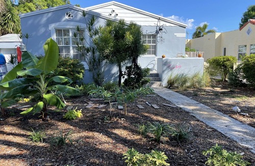Old Northwood Historic District House | 2 bedroom private vacation home in west palm beach