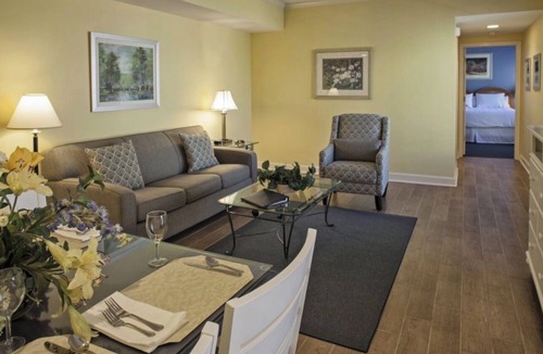 The Cottages Resort | 2-bedroom resort in charming Hilton Head Island with AC 2 blocks from the ocean