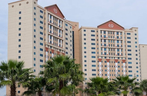 Florida Center Condo | 2 Bedroom Resort Condo at Highrise Walking distance to UNIVERSAL