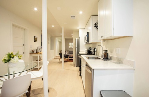 Dupont Circle House | 2 bedroom sanctuary in the middle of Washington DC