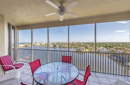 Vanderbilt Beach Condo | 2 Blocks From The Beach With Bay And Gulf Views - Reg 2-1004