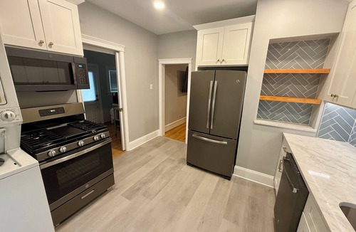 Wildwood Crest House | 2 blocks to the beach & boardwalk! Pet friendly! Newly renovated!