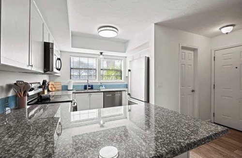 Jacksonville Beach House | 2 Blocks to Ocean: Retreat at Jax Beach Bungalow