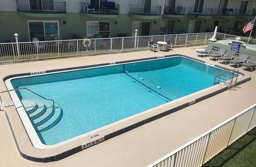 Surfside Estates House | 2 BR, 2 BA Townhome in Ormond By the Sea