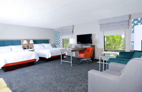 Wesley Chapel Hotel | 2 Comfortable Rooms Near Tampa Attractions, Trails, Shopping & Restaurants