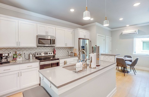 Northside House | 2 Mi to Downtown: Chattanooga Townhome w/Grill!
