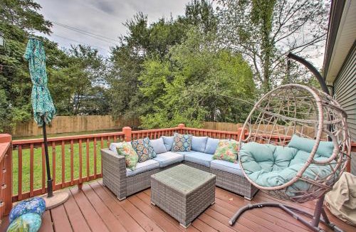 Parker House | 2 Mi to Downtown: Luxe Greenville Retreat!