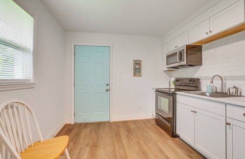 Dunbar House | 2 Mi to River District! Fort Myers Retreat w/Yard