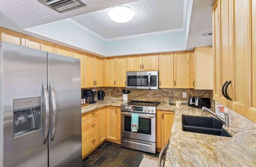 Deerfield Beach House | 2 miles to Beach~ Pool ~Cabana~ Pool Table