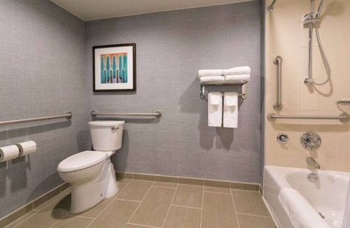 Franklin Hotel | 2 Relaxing Franklin Getaway near Cool Springs with Pool, and Free Breakfast