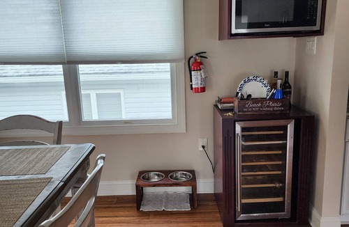 Brigantine House | 2 short blocks to the beach, the bay & golf views- Laguna Links Beach House