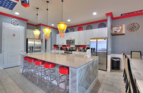 Kissimmee House | 2 Side-by-side homes w Bowling, 1GB wifi, videowall TVs, ensuites, sleep 80