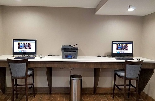 Ocala Hotel | 2-Star Hotel ∙ Best Western Ocala Park Centre